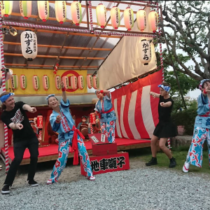 愛染祭、踊る外国観光客の姿も！