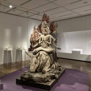 不思議なパワーを感じる「開創1150年記念　醍醐寺　国宝展」(~8月25日）