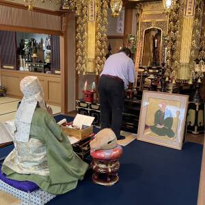 ３３２回目の「西鶴忌」が天王寺区「誓願寺」で執り行われました